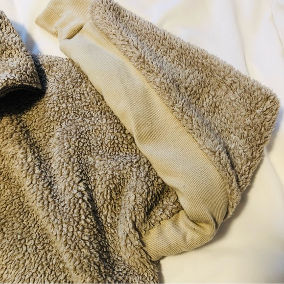 Lole  Size Small Half Zip Teddy Pullover Sherpa Tan Sweater - Picture 8 of 13